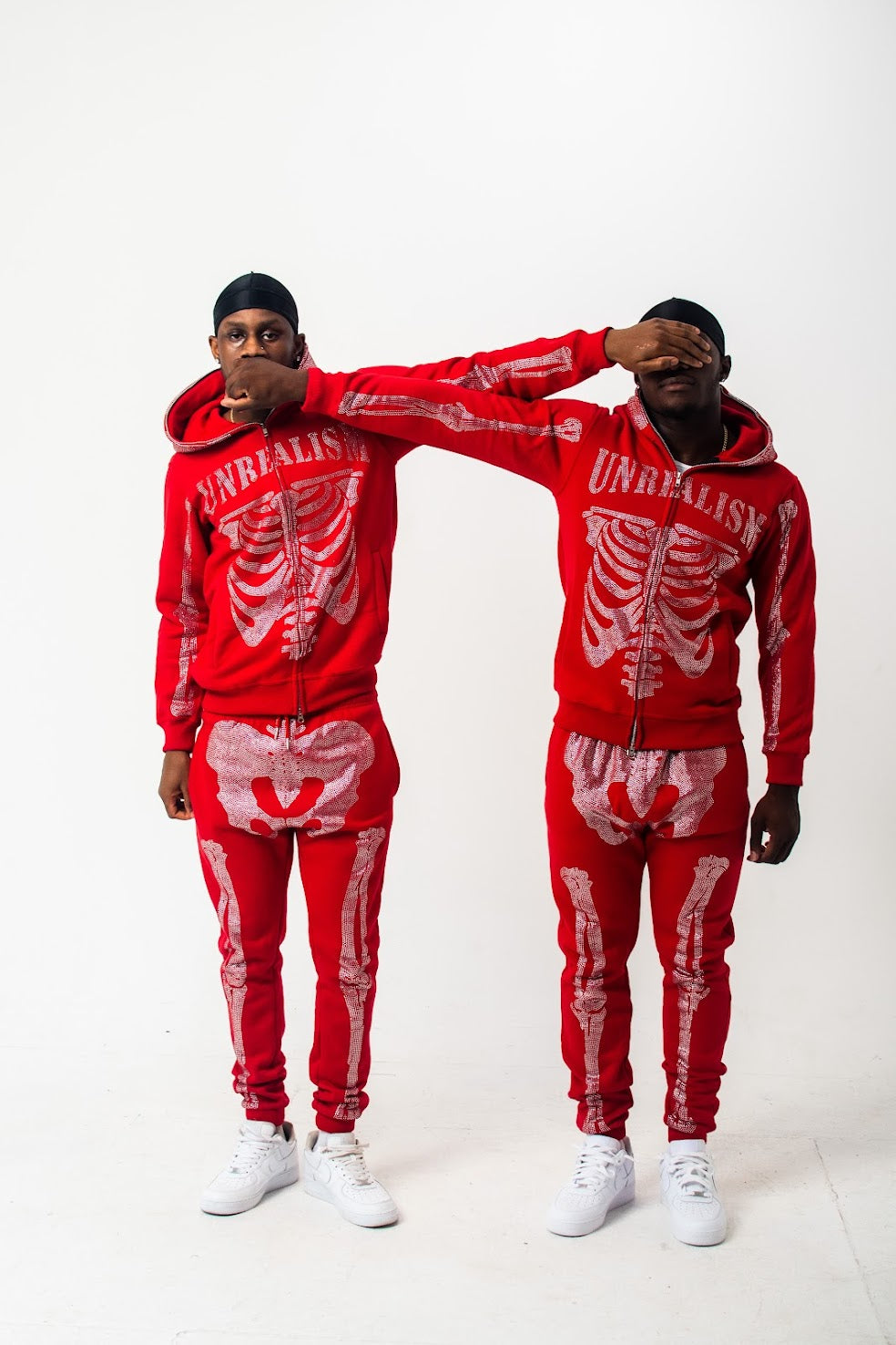 "UNREALISM" SKELETON FULL SWEAT SUIT (Unisex)