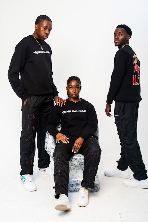 “LIMITS R ILLUSIONS” CREW NECK