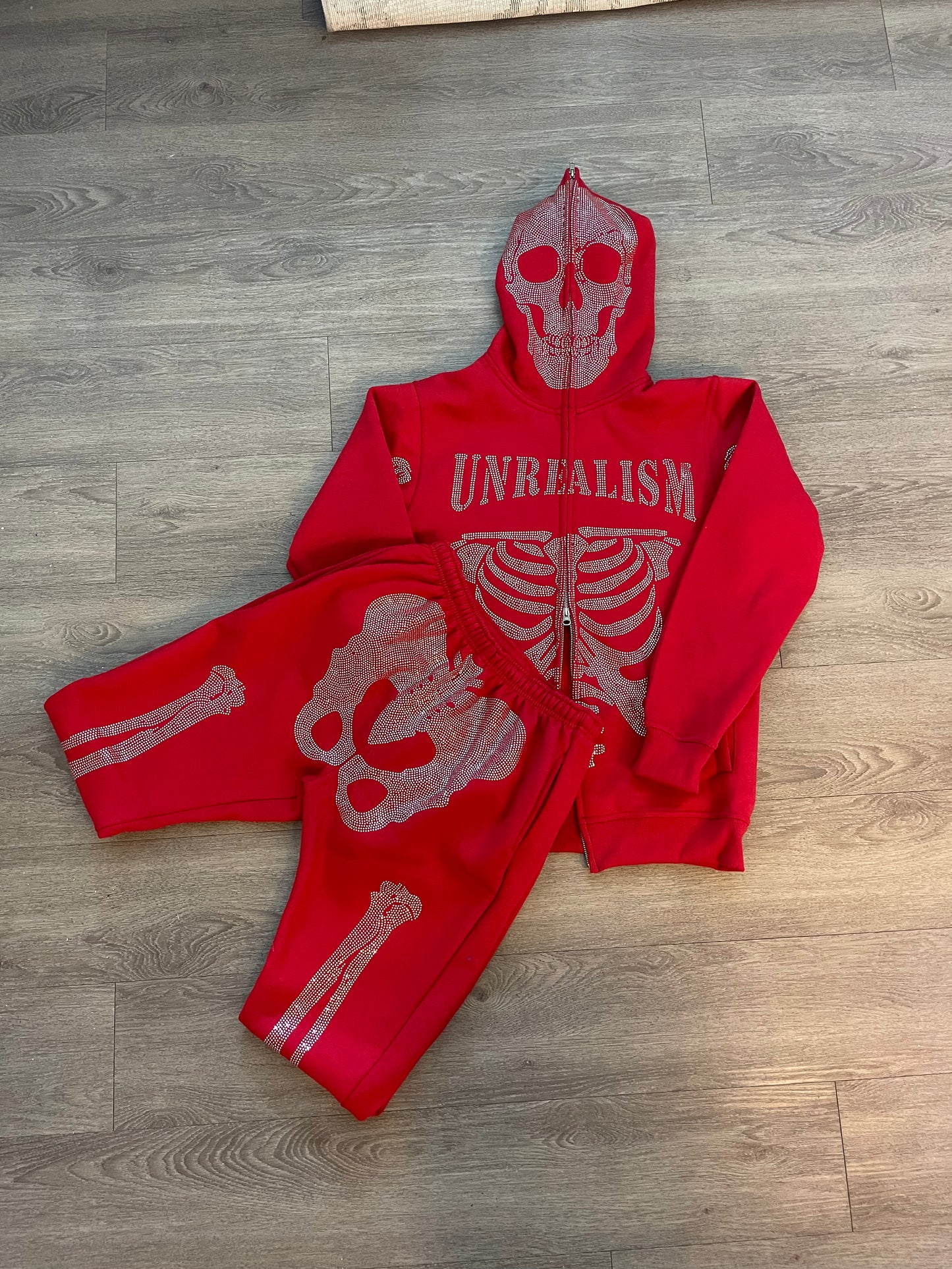 "UNREALISM" SKELETON FULL SWEAT SUIT (Unisex)